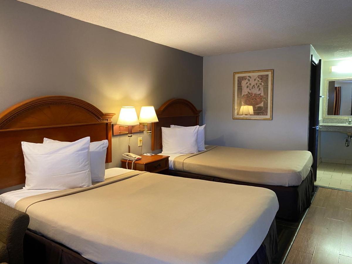 Travelodge By Wyndham Laurel Ft Meade Near Nsa Exterior photo