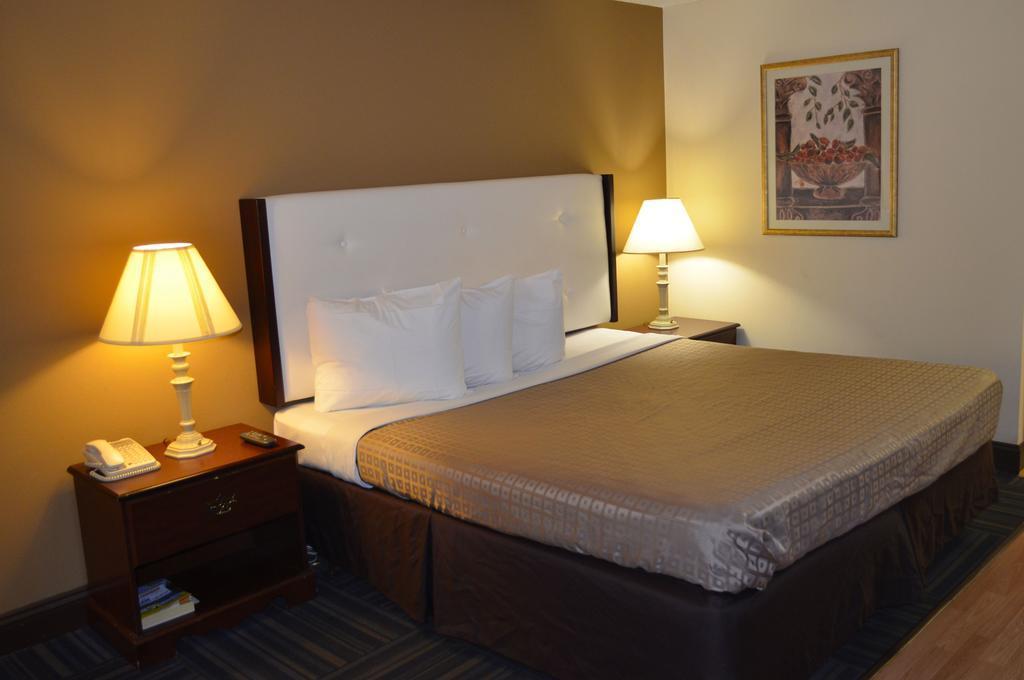 Travelodge By Wyndham Laurel Ft Meade Near Nsa Exterior photo